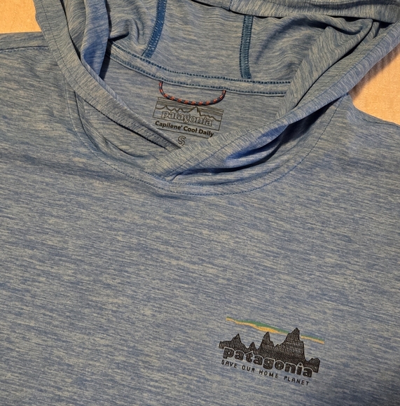 Patagonia Capilene Cool Hoodie, Size Small - Picture 2 of 8